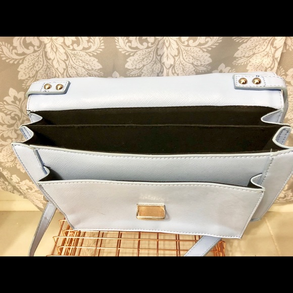 Forever 21 Baby Blue Crossbody Purse - Picture 5 of 6